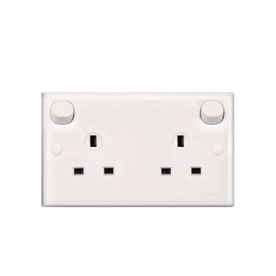 E-Series E25CE 13A 3 Pin Flat Duplex Switched Socket
