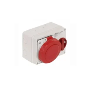 Famatel 25113 Switched Interlocked Wall Mounted Socket (Horizontal)