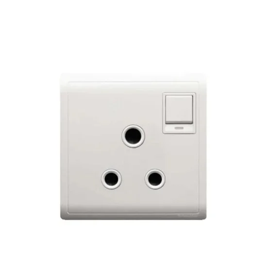 Pieno E8215‐15N 15A Round Pin Switched Socket With Neon